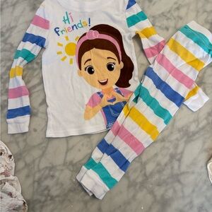 Ms. Rachel Pajama Set with Stripes